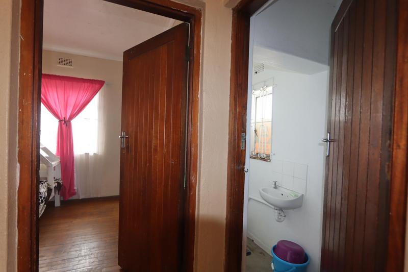 To Let 4 Bedroom Property for Rent in Gatesville Western Cape